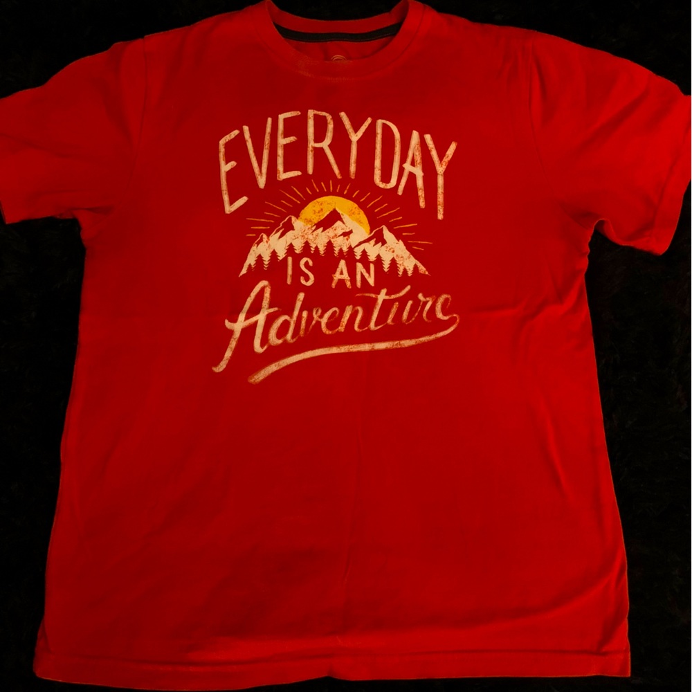 💸🛍️💲A L E 🛍️💸 Graphic Tee for wear by an optimistic adult